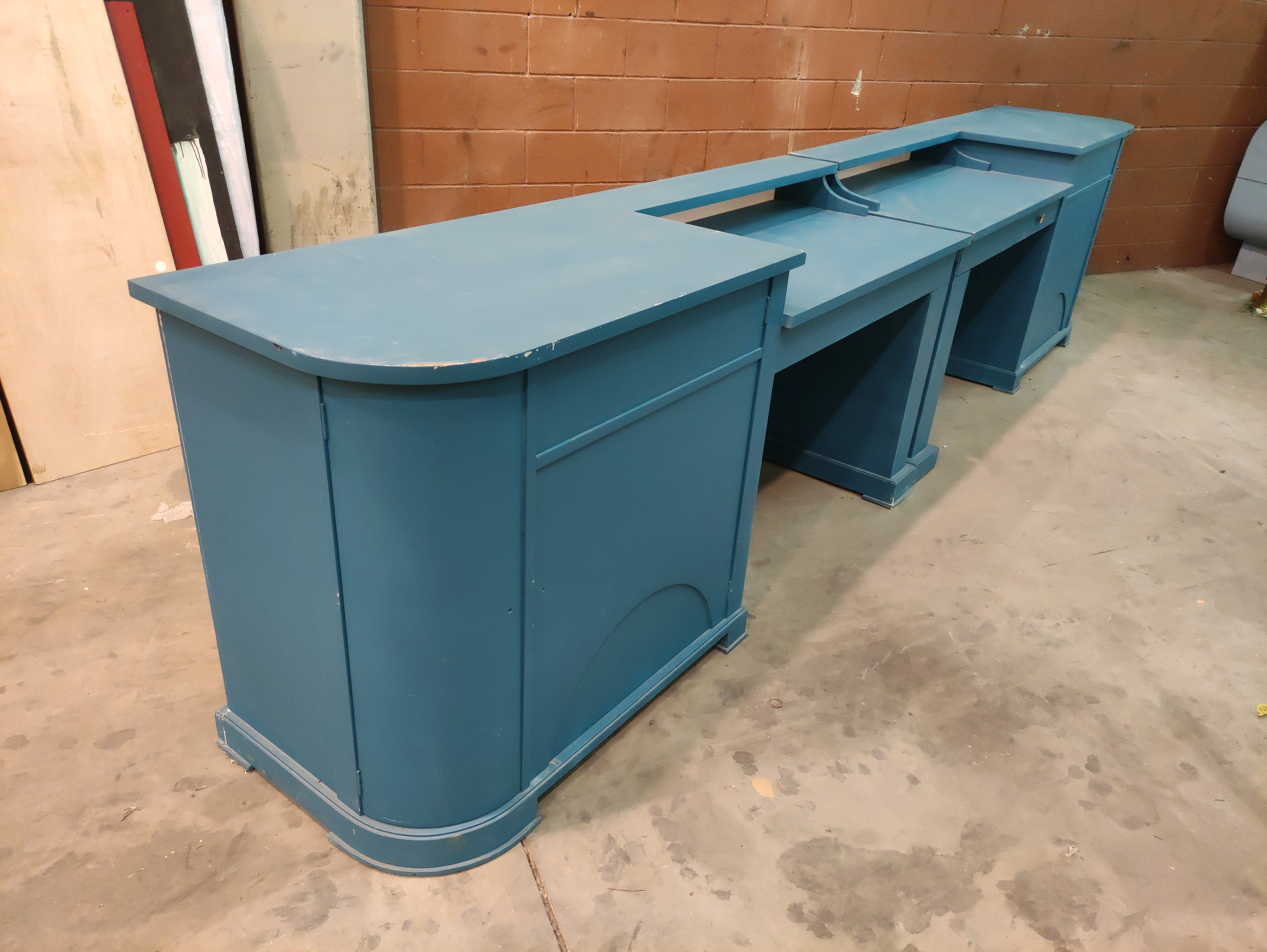 mostrador recepcion oficina pintado 78-90.5x195x59 1+1u